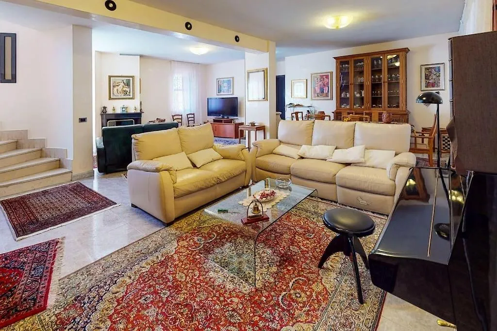 Villa Con Piscina E Giardino A Due Passi Dal Mare. Su Forti